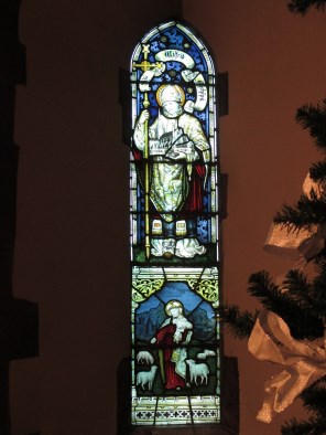 요크의 성 빌프리도_by Charles Eamer Kempe Studio_photo by Antiquary_in the Church of St Michael and All Angels in Southwick_England UK.jpg